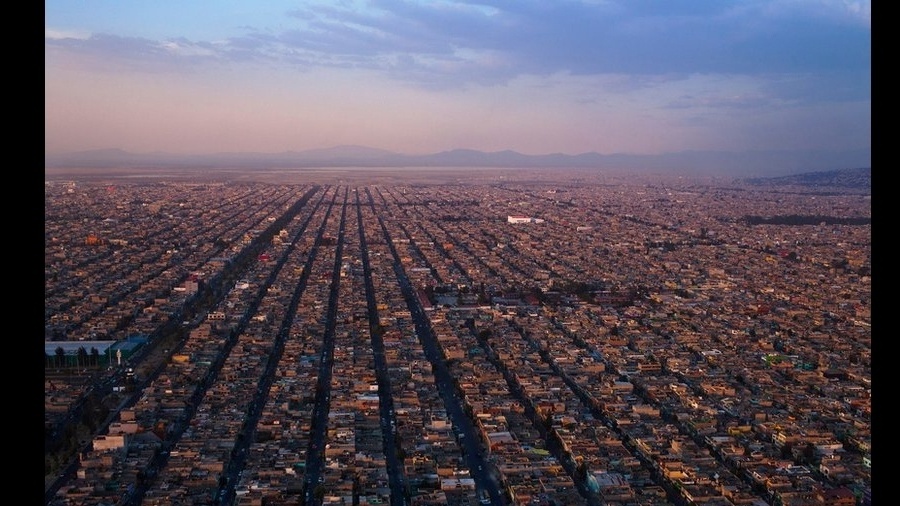 Vista aérea da Cidade do México, no México - Carlos Cazalis/BBC