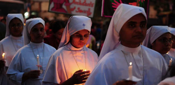 Cristãs indianas e ativistas participam de protesto contra o estupro de uma freira - Sanjay Kanojia/AFP