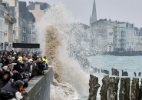 Imagens do dia - 28 de março de 2015 - Manjunath Kiran/AFP