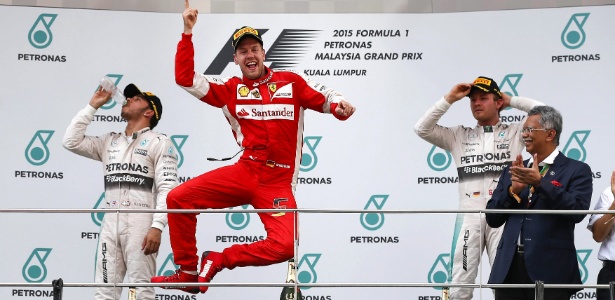 Após 2014 de supremacia, Mercedes deve ser desafiada por Sebastian Vettel - Fazry Ismail/EPA/Efe