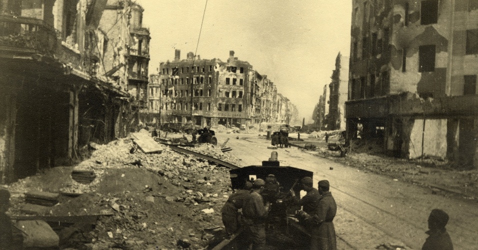 Resultado de imagem para imagens sobre a segunda guerra mundial