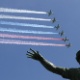 7.May.2015 - Fighter planes rehearse stunts for the Victory Day parade in Russia - Maxim Shipenkov/EFE