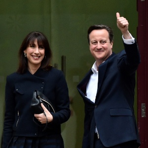 O primeiro-ministro David Cameron se comprometeu a realizar a consulta antes do final de 2017 - Leon Neal/AFP