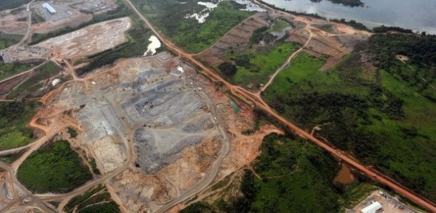 Funai emitiu parecer favorável à construção da usina, mas alertou para necessidade de medidas para reduzir impactos socioambientais de Belo Monte - AFP