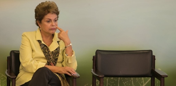  A presidente Dilma Rousseff participa de cerimônia de sanção do novo marco legal da biodiversidade, que regulamenta o acesso ao patrimônio genético e ao conhecimento tradicional associado, em Brasília - Ed Ferreira/Folhapress