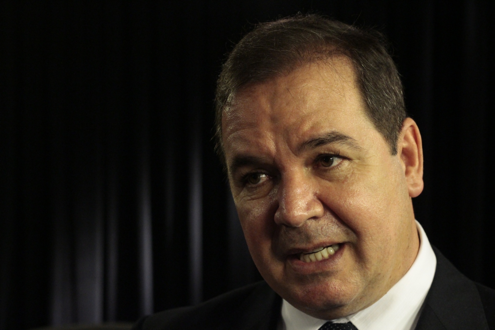 22.mai.2015 - O governador do Acre, Tião Viana (PT), concede entrevista ao blogueiro do UOL Josias de Souza - Kleyton Amorim/UOL