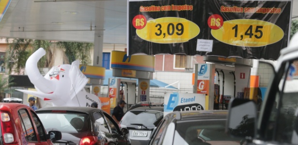 Alta dos combustíveis | 15 estados terão gasolina sem impostos amanhã