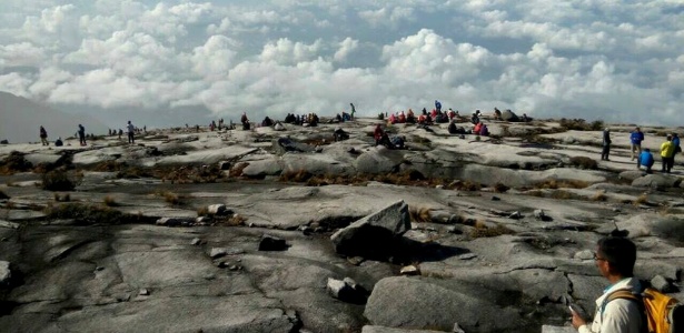 Alpinistas ficam isolados no Monte Kinabalu, na Malásia, após terremoto que atingiu a região - Xinhua