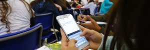 Proibição de celulares em escolas de São Paulo entra em discussão na Alesp (Foto: Moacyr Lopes Junior/Folhapress,)