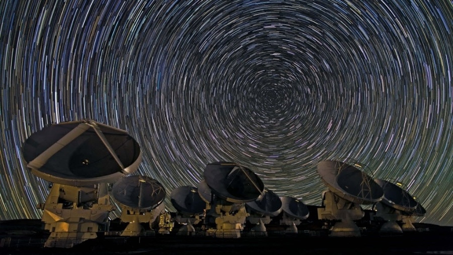 Imagem de 12 de março de 2012 mostra antenas de satélites no planalto do Andres, em San Pedro Atacama, Chile - ESO/Xinhua