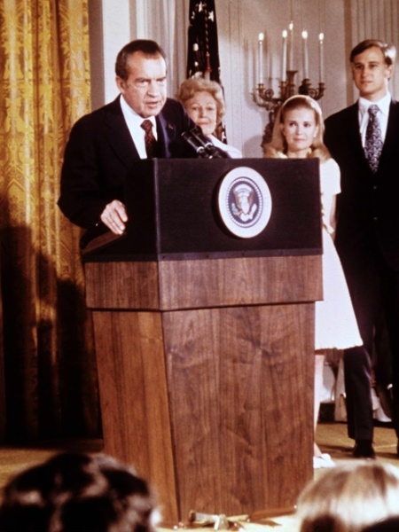 Nixon renunciou à presidência dos EUA em agosto de 1974; série será baseada em livro lançado em 2015 - AFP - 9.ago.1974