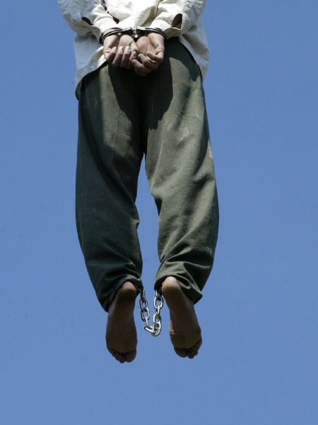 No Irã, o enforcamento é uma das formas de execução da pena de morte - Behrouz Mehri/AFP