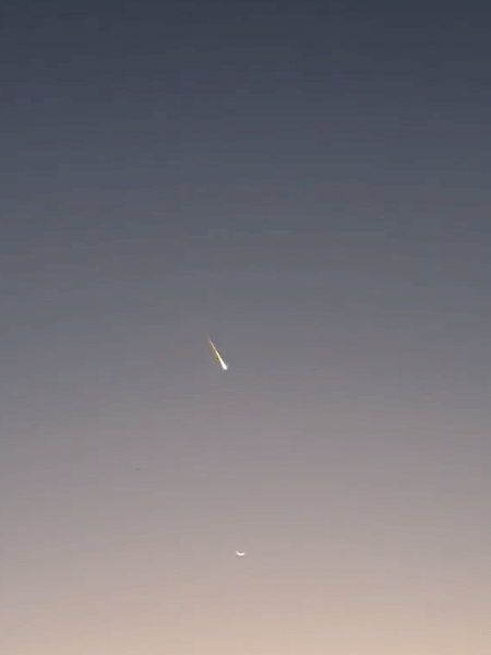 Internauta flagra passagem de meteoro pelo céu de Goiânia - Reprodução/Instagram