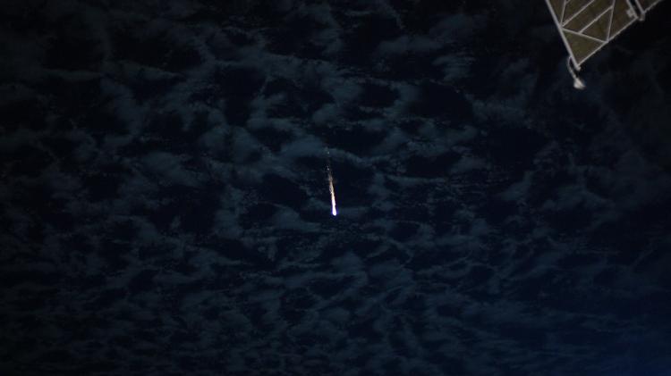 Lixo espacial foi destruído ao entrar na atmosfera da Terra - ESA/NASA-T. Pesquet - ESA/NASA-T. Pesquet