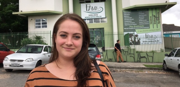 4.dez.2016 - Evelyn Rauen, 22, aluna de música, fez Enem em busca de bolsa de estudos para faculdade de gestão de processos gerenciais - Rafael Moro/UOL