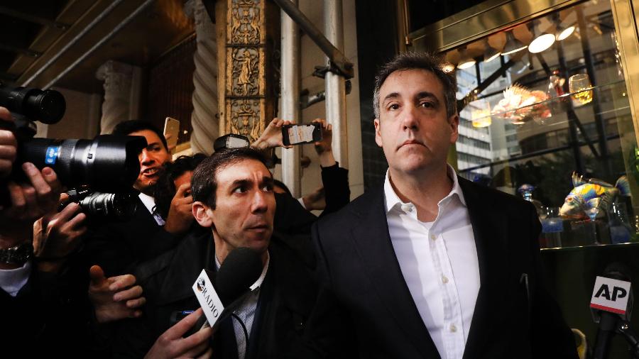 6.mai.2019 - Ex-advogado de Donald Trump, Michael Cohen, deixa seu apartamento em Manhatan para ir à prisão - Spencer Platt/Getty Images/AFP 