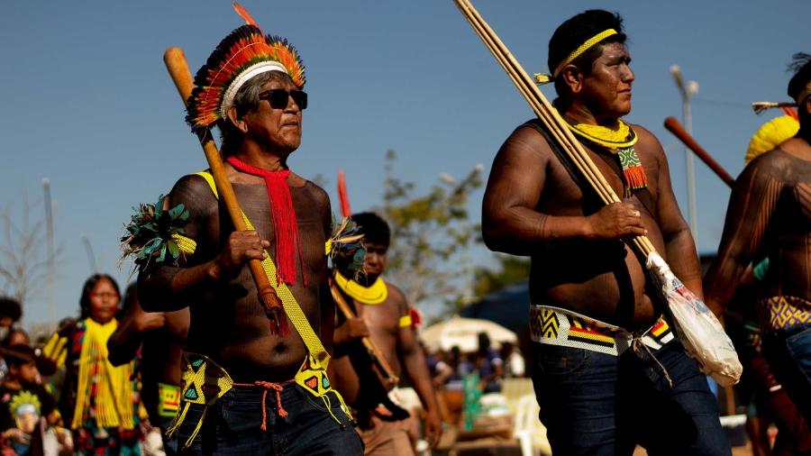 Acampamento dos povos indígenas sobre o marco temporal, em Brasília - Fernanda Pierucci/UOL
