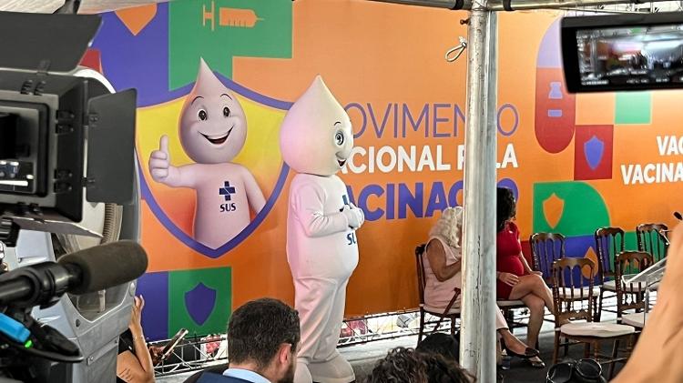 Mascote Zé Gotinha no lançamento do Movimento Nacional pela Vacinação
