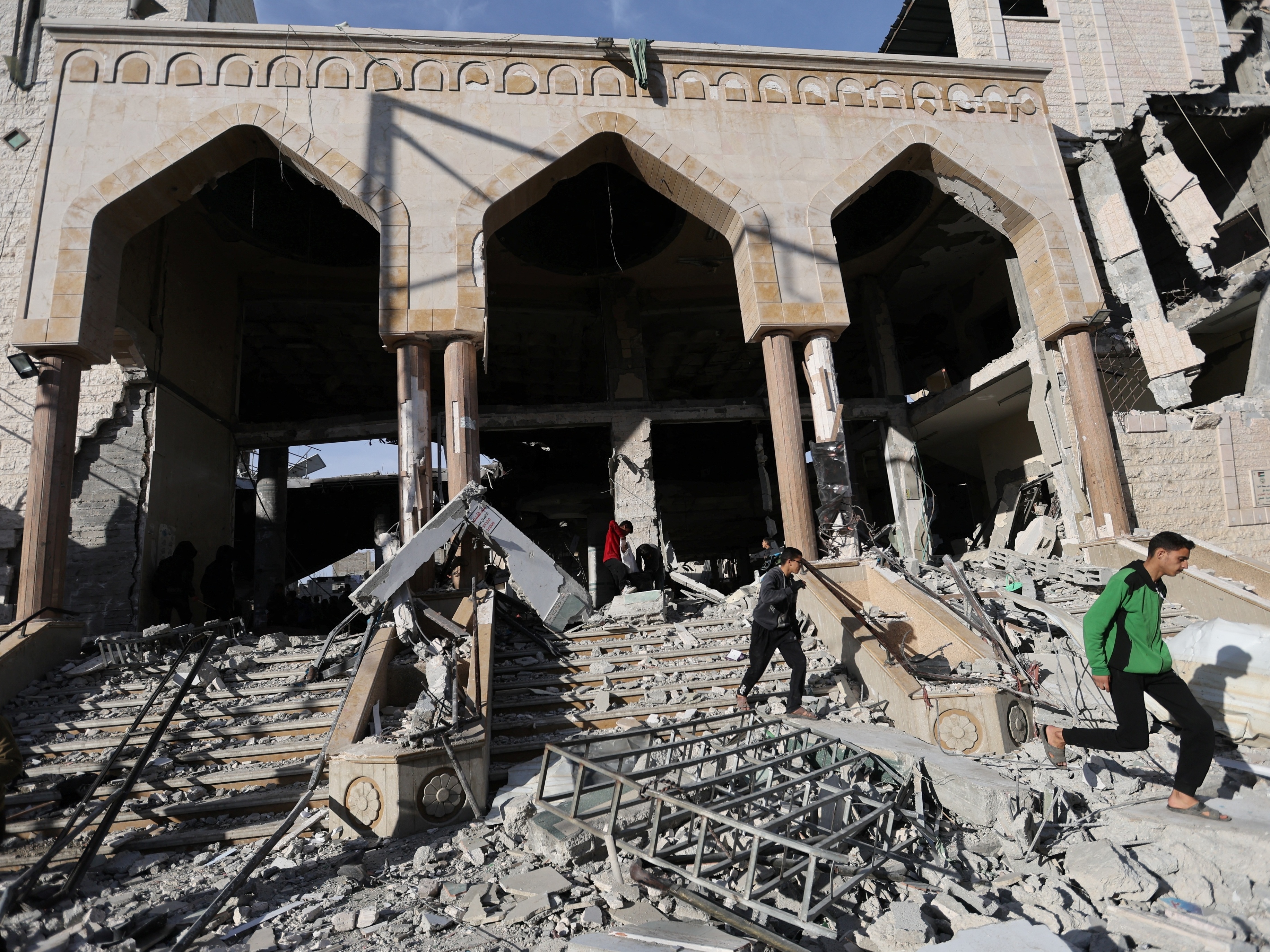 Israel resgata dois ref&eacute;ns do Hamas; opera&ccedil;&atilde;o deixa mais de 100 mortos
