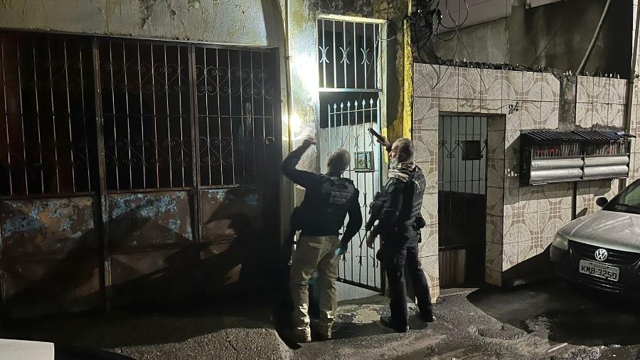 A operação conta com a participação de mais de mil policiais, espalhados pelo interior da Bahia, Salvador e região metropolitana