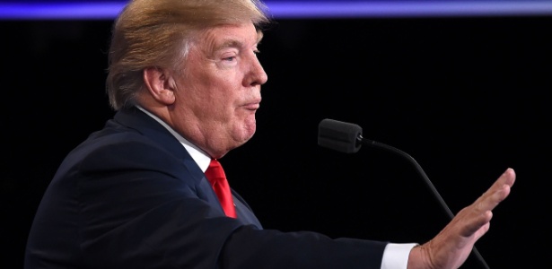 O candidato republicano Donald Trump durante o último debate presidencial - Robyn Beck/ AFP