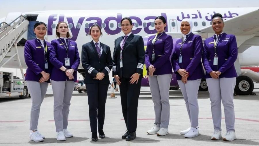 Equipe feminina de companhia aérea da Arábia Saudita - Fyadeal/Redes sociais