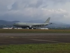 Avião com brasileiros repatriados do Líbano irá pousar em Guarulhos (SP)