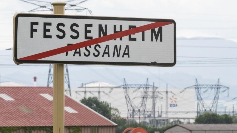 A usina nuclear de Fessenheim, na França, está em funcionamento desde 1977 e será desativada hoje - SEBASTIEN BOZON/AFP