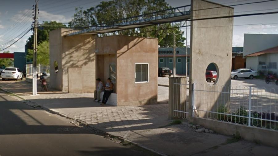 Homens chegaram a ser socorridos em hospital, mas não sobreviveram - Reprodução/Google Street View