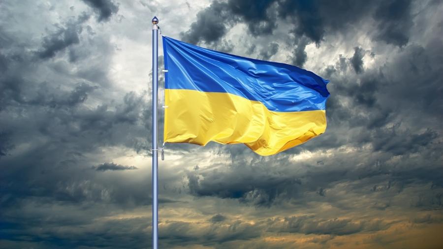 Bandeira da Ucrânia - iStock