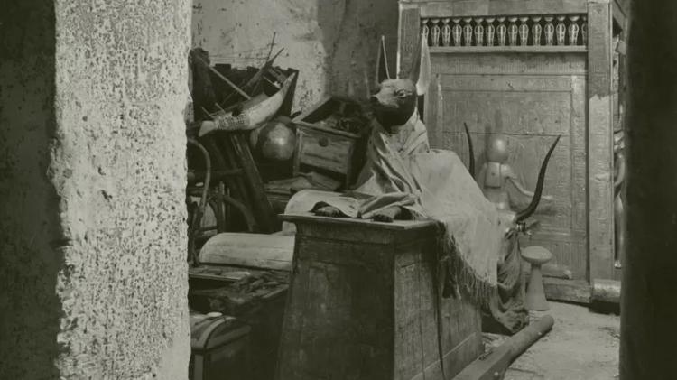 Exhibit at Oxford University Bodleian Library Celebrates 100th Anniversary of Discovery - HARRY BURTON/GRIFFITH INSTITUTE, OXFORD UNIVERSITY