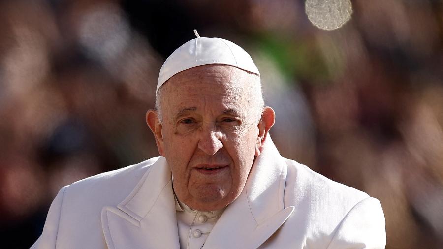 29.mar.23 - Papa Francisco no dia da internação, em audiência na Praça São Pedro, no Vaticano - Guglielmo Mangiapane/REUTERS