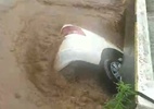 Chuva em SC: Homem morre após veículo ser arrastado e ficar preso em ponte - Corpo de Bombeiros/Divulgação