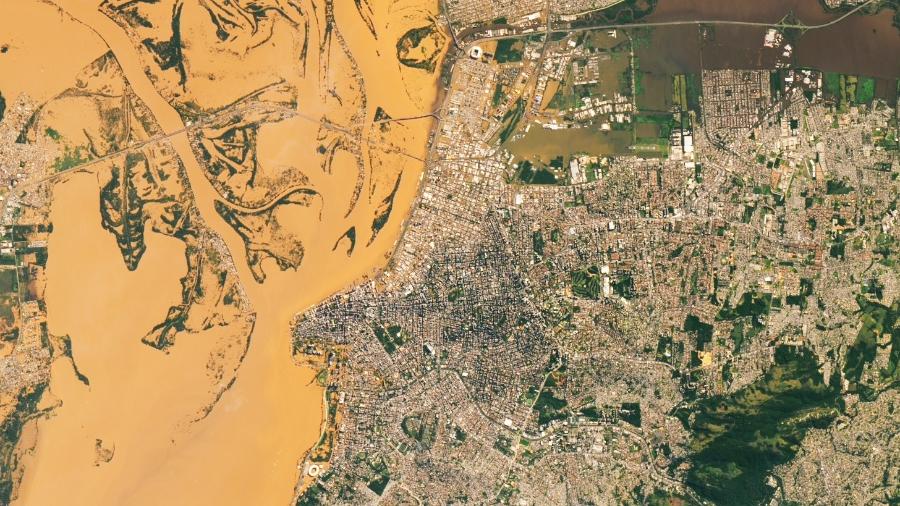 Imagem da enchente no Sul, vista pela Nasa