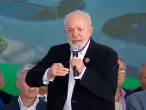 Lula cutuca mercado ao prometer ajuste fiscal: 'Em 2008 falei da marolinha'