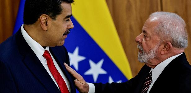 Maduro recalls his ambassador to Brazil in a move to disavow him and expand the crisis