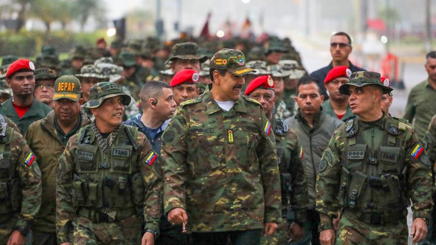 Nicolás Maduro em exercícios militares em Caracas, em janeiro - ZURIMAR CAMPOS/AFP