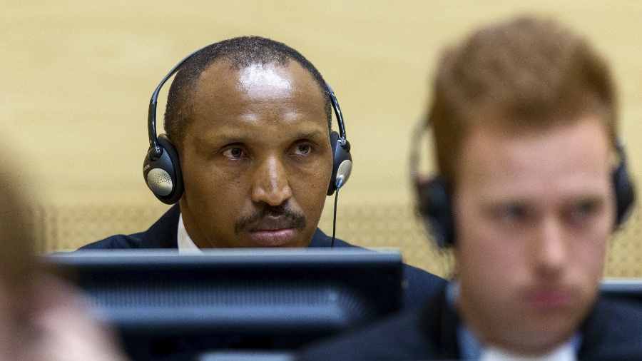 Bosco Ntaganda, o ex-líder congolês apelidado de "Terminator" e acusado de crimes de guerra e contra a humanidade, supostamente cometidos na República Democrática do Congo (RDC) entre 2002 e 2003, participa de julgamento no Tribunal Penal Internacional (TPI), em Haia, na Holanda - Michael Kooren/Reuters