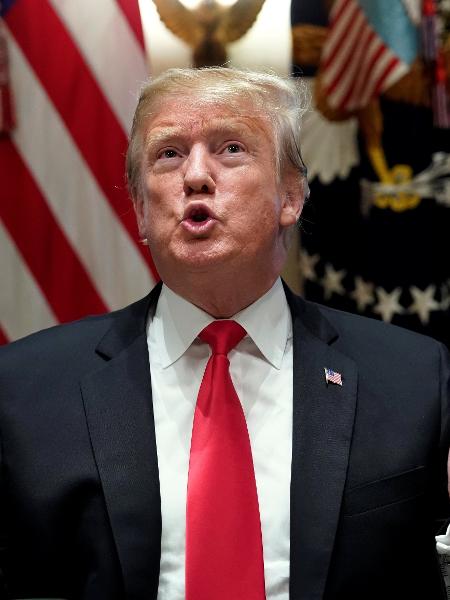 O presidente dos EUA, Donald Trump, se pronuncia depois que medidas para encerrar a paralisação parcial do governo dos EUA foram rejeitadas no Senado - Kevin Lamarque/Reuters