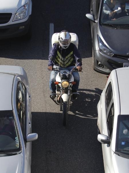 Motociclistas puxaram aumento de mortes no trânsito em São Paulo - Reinaldo Canato/UOL