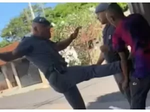 Policiais ameaçam de morte e espancam jovem durante abordagem em SP; veja