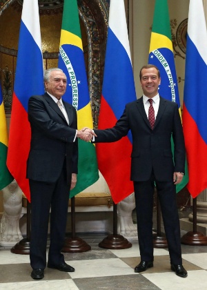O vice-presidente Michel Temer se encontrou nesta quarta com o primeiro-ministro da Rússia, Dmitri Medvedev - EPA/RIA NOVOSTI POOL/EFE