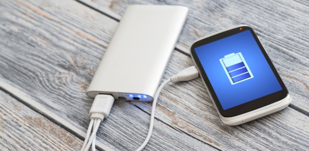 Tecnologia "quick charge" dá 30% mais bateria em 20 minutos - iStock