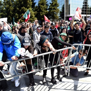 Protesto contra Trump na Califórnia - Noah Berger/Reuters