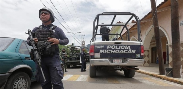 Operação prendeu 28 policiais na cidade de Ocampo, no México - Iván Villanueva/EFE