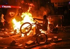 Morte de advogado lembra George Floyd e gera onda de protestos na Colômbia - STR/AFP