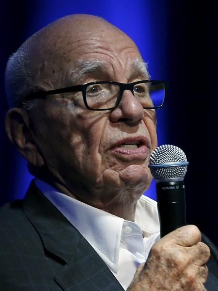 Veículos de comunicação ligados a Rupert Murdoch recebem críticas por uma cobertura apontada como parcial, a favor de Trump - Mike Blake/Reuters