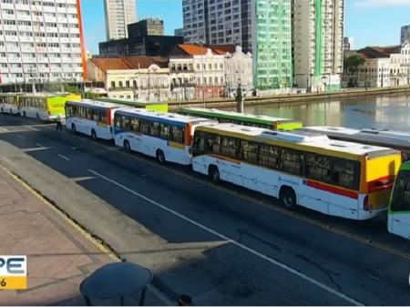 Recife Pe Tem Protesto De Rodoviarios E Paralisacao Parcial De Metro