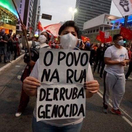 Manifestante durante protesto contra Bolsonaro em 19 de junho, em São Paulo - Getty Images