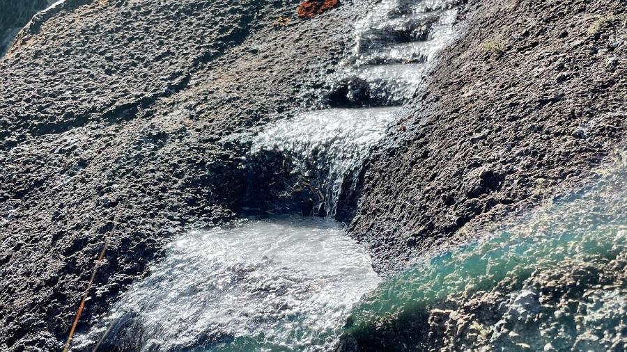 21.mai.2022 - Frio congelou queda d"água no Parque Nacional do Itatiaia - Reprodução/ Instagram